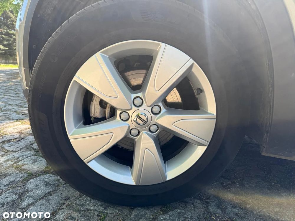 Volvo XC 40 T2 Core - 22