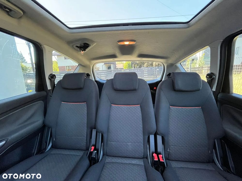 Ford S-Max 2.0 Ambiente - 12