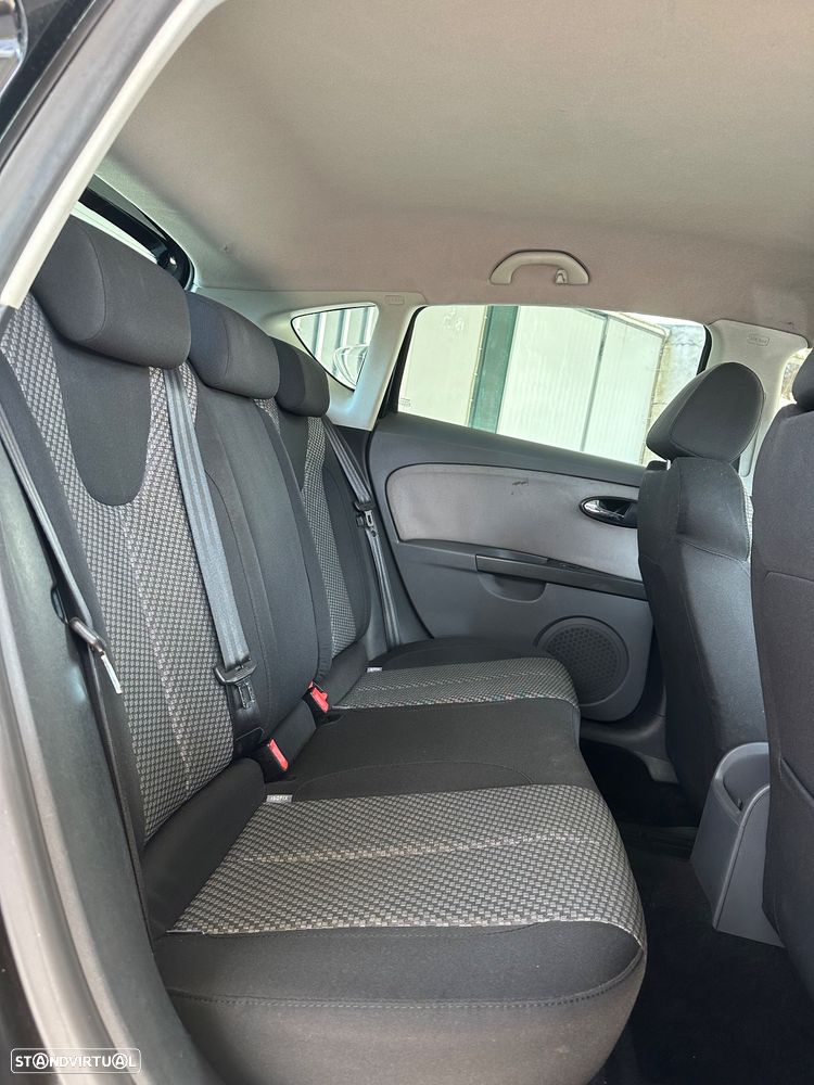 SEAT Leon 1.4 16V Sport - 13