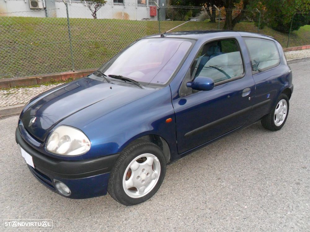 Renault Clio 1.2 MTV - 11