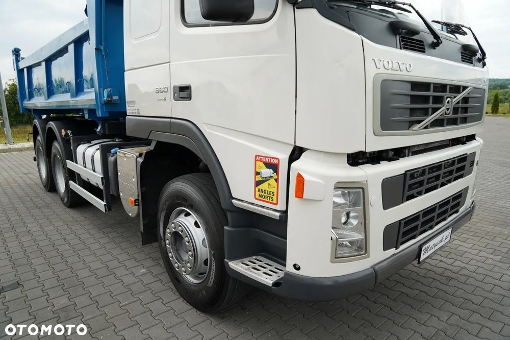 Volvo FM 360 / 6x4 / WYWROTKA DWUSTRONNA / HYDROBURTA / MANUAL / SPROWADZONY - 23
