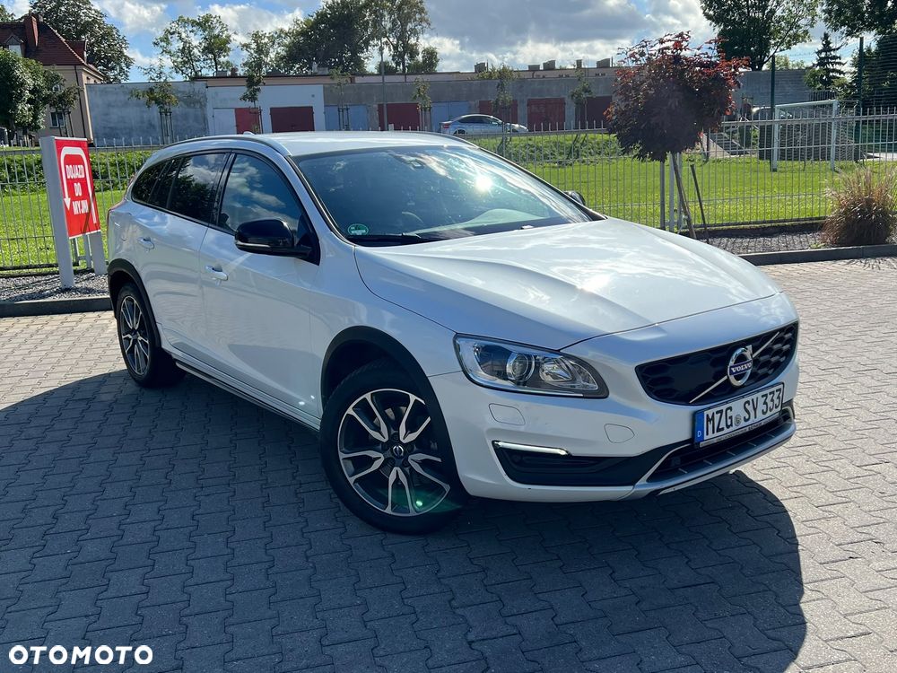 Volvo V60 D3 Geartronic Summum - 40
