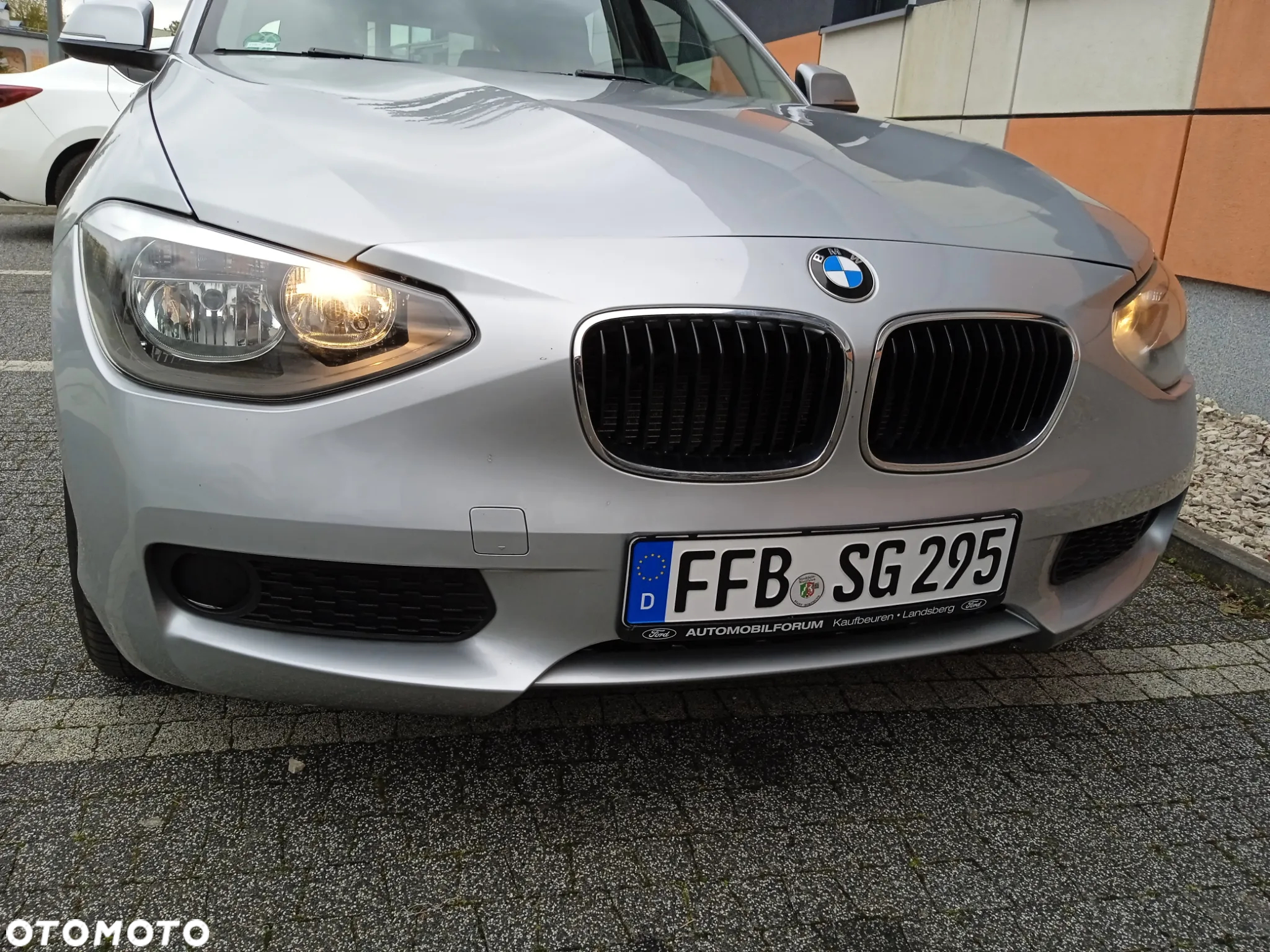 BMW Seria 1 116i - 28