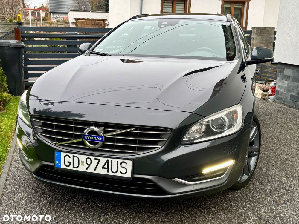 Volvo V60 D3 Summum - 13