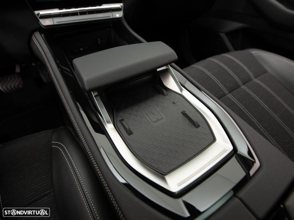 Renault Austral Mild Hybrid 160 Auto Techno - 27