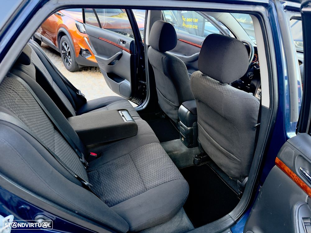 Toyota Avensis SW 1.8 VVT-i TA - 47