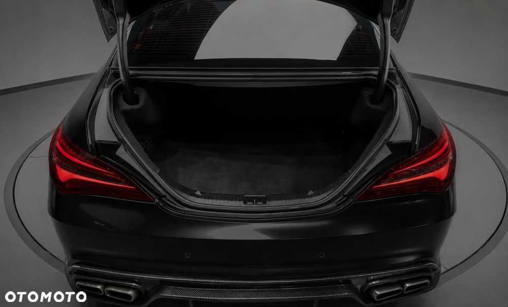 Mercedes-Benz CLA 250 4-Matic AMG Line - 6