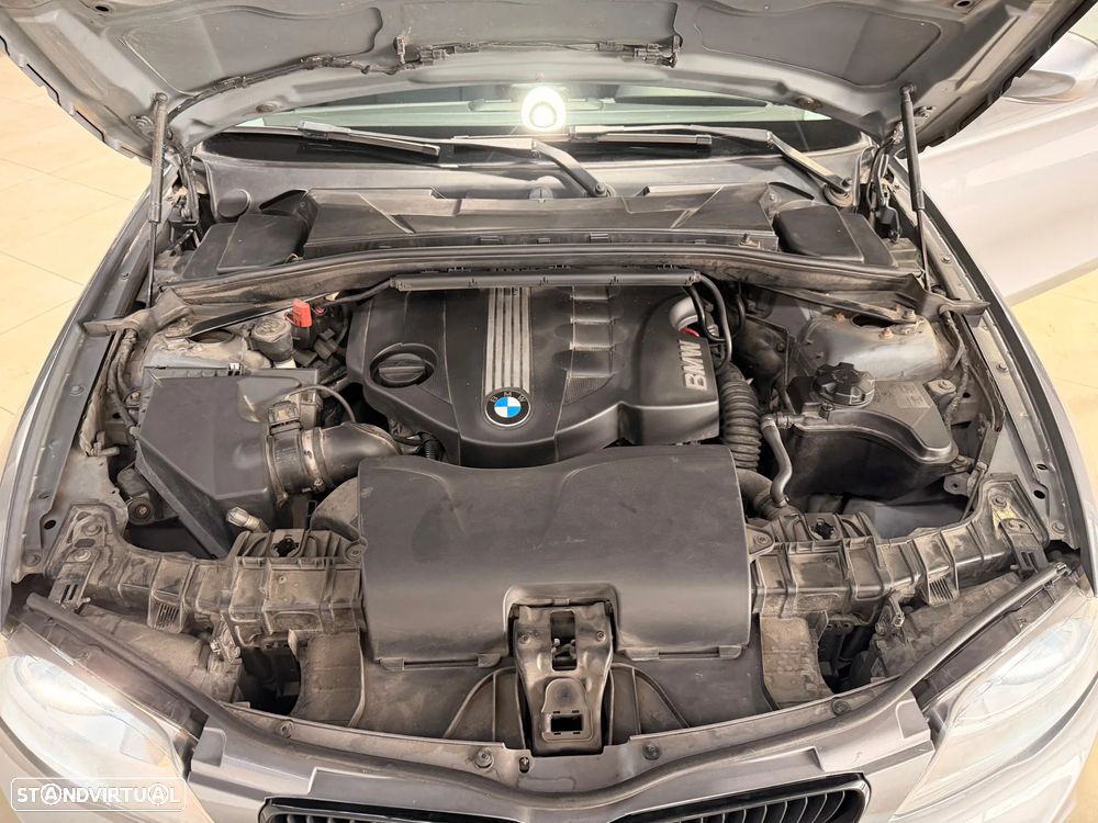 BMW 118 d Pack M - 20