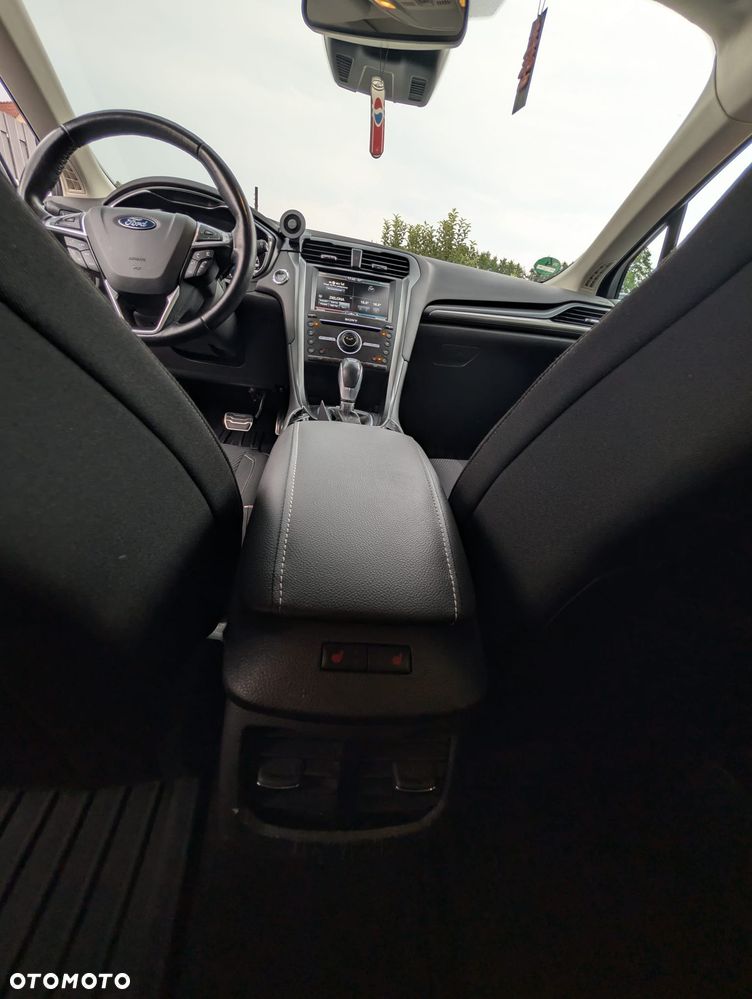 Ford Mondeo 2.0 TDCi STart-Stopp PowerShift-Aut Titanium - 16