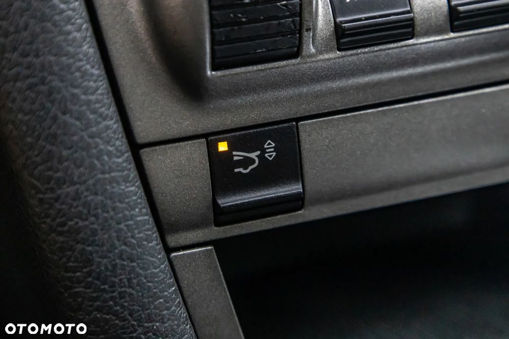 Porsche 911 Carrera Tiptronic S - 24