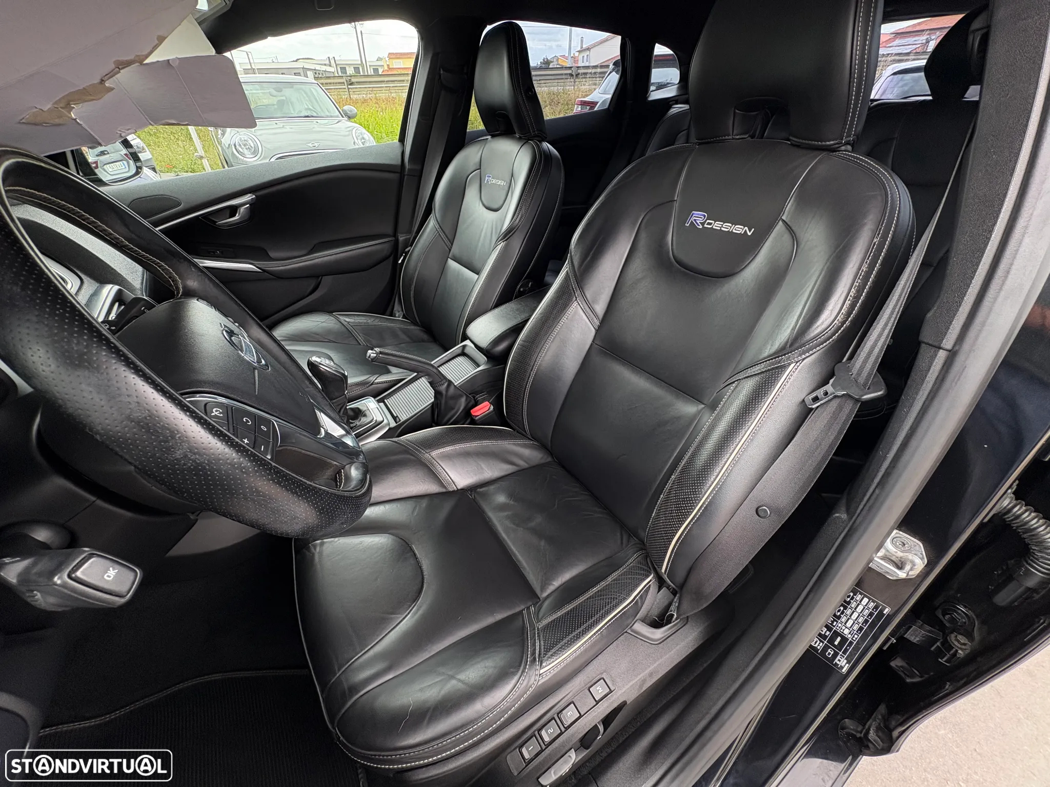 Volvo V40 1.6 D2 R-Design Momentum - 13