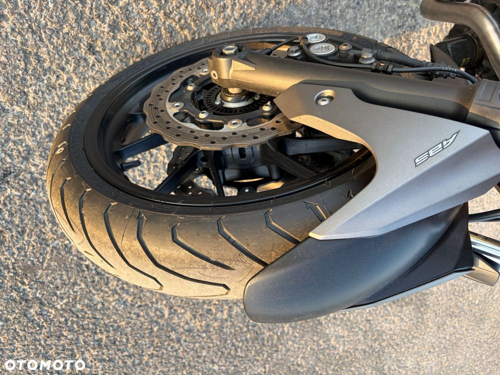 Yamaha MT - 6