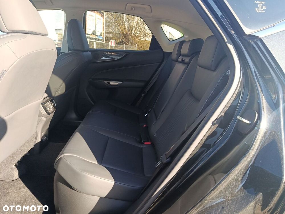 Lexus NX 350h Prestige 2WD - 14