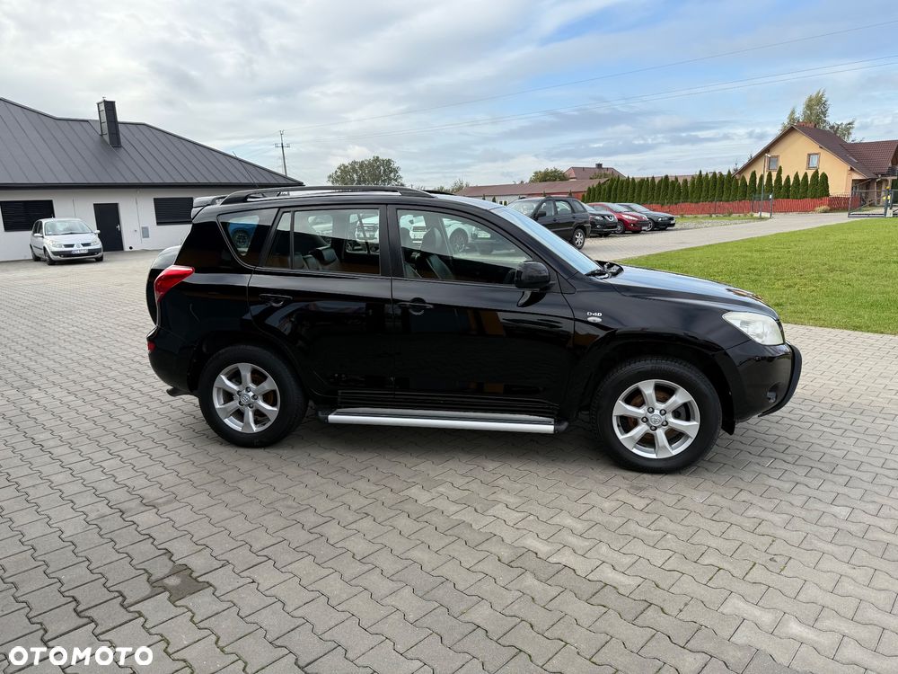 Toyota RAV4 2.2 D-4D Sol - 11