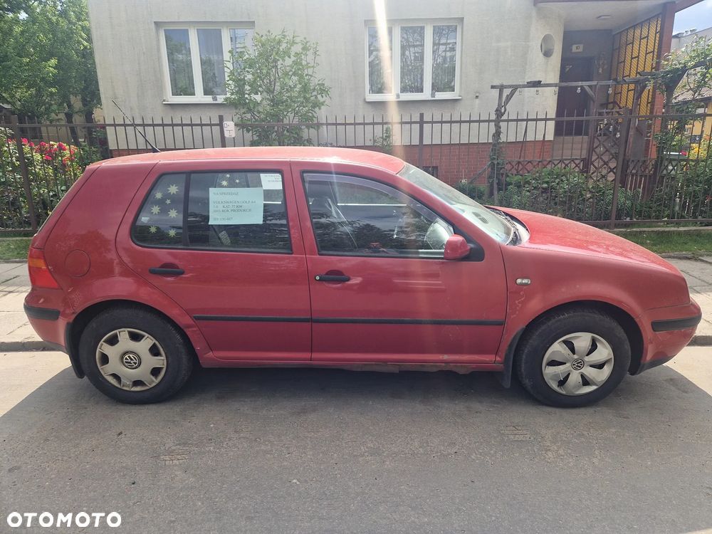 Volkswagen Golf - 4