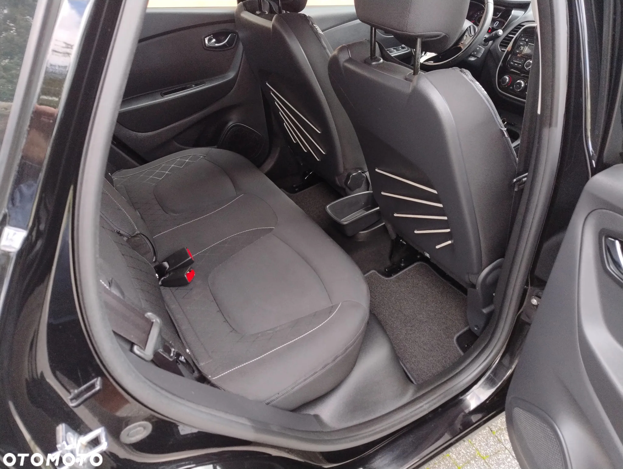 Renault Captur 1.2 Energy TCe Limited - 17
