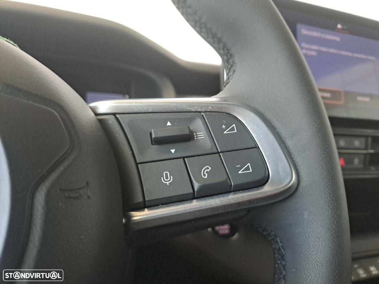 Jeep Avenger 1.2 GSE T3 Altitude - 17