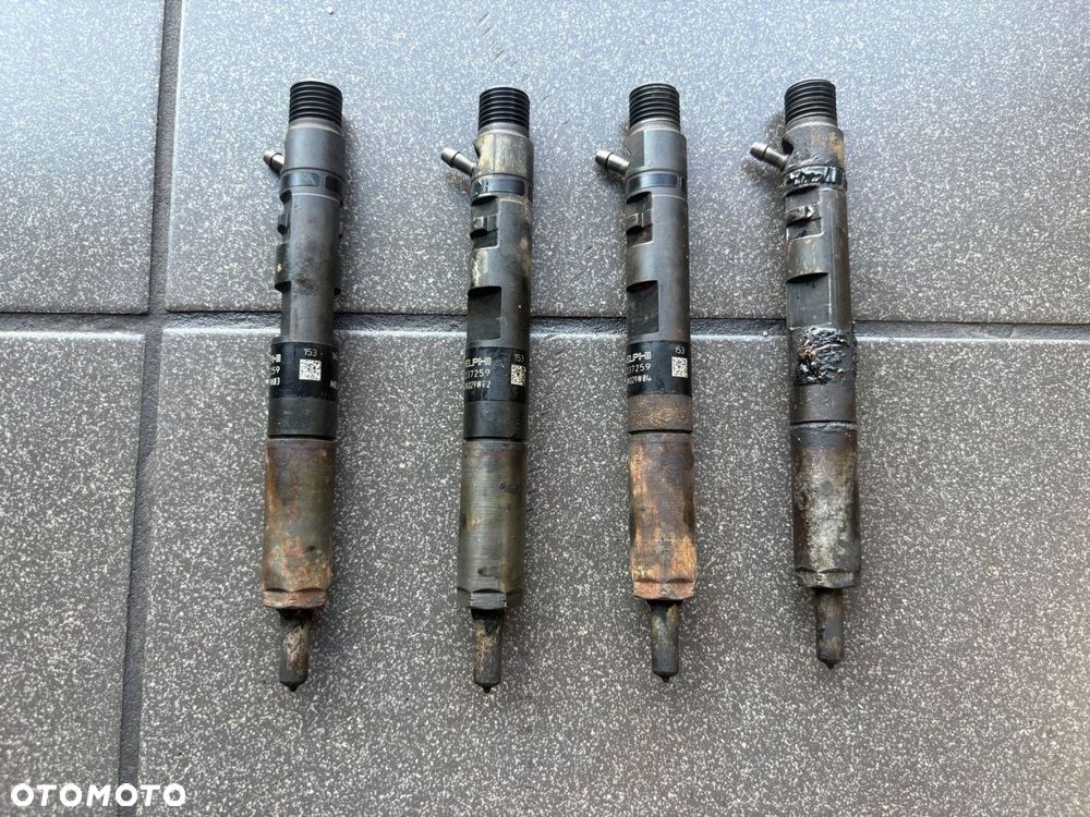 WTRYSKIWACZ 1.5 DCI RENAULT DACIA NISSAN DELPHI 28237259 166000897R - 2