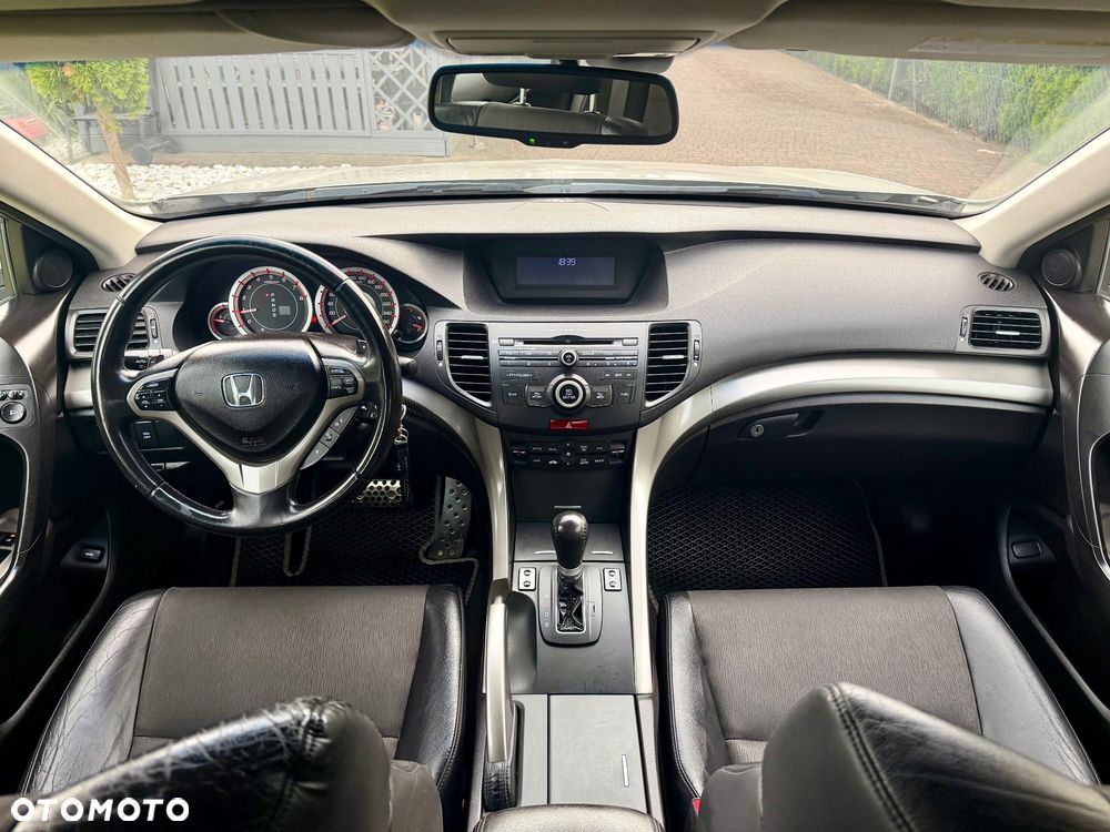 Honda Accord - 12