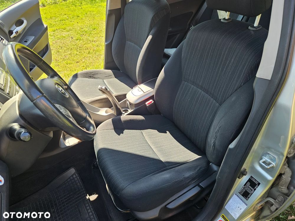 Toyota Auris 1.6 VVT-i Sol - 16