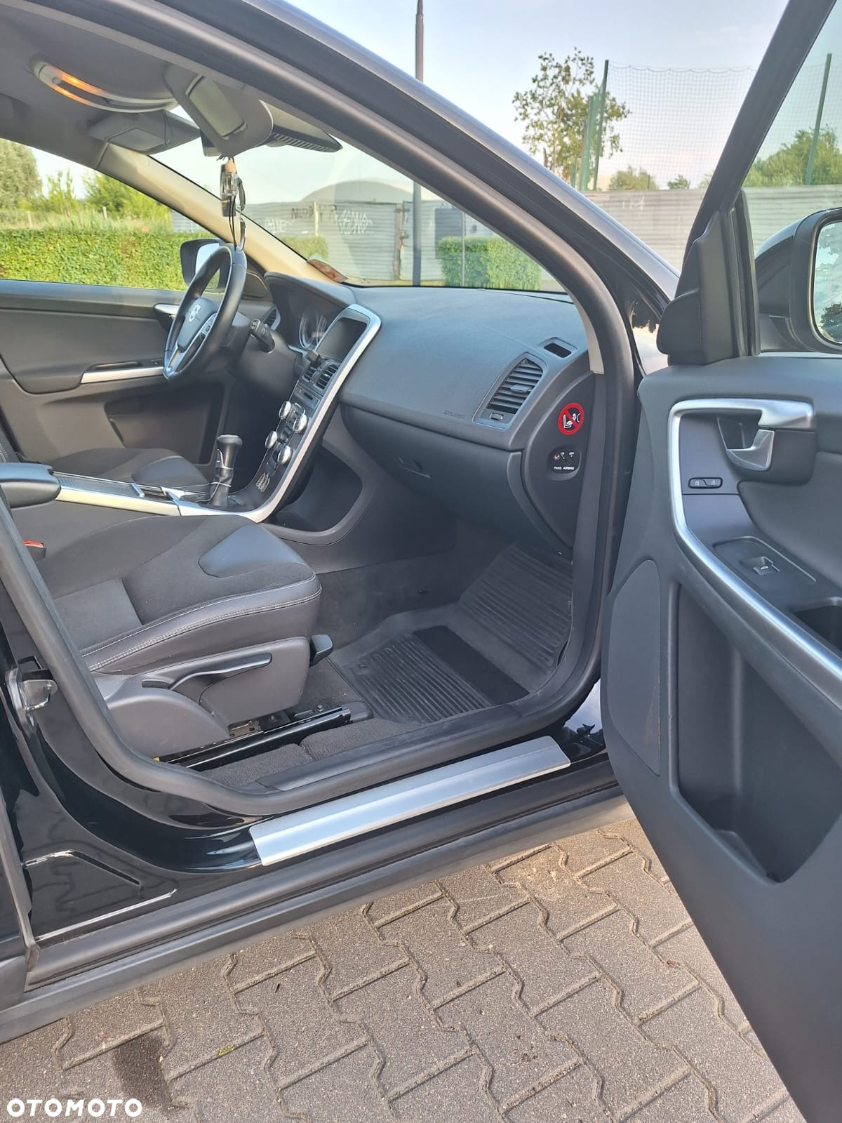 Volvo XC 60 D3 Momentum - 12