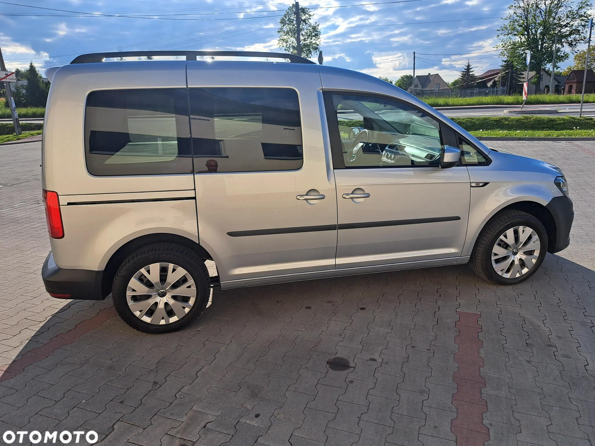 Volkswagen Caddy 2.0 TDI - 9