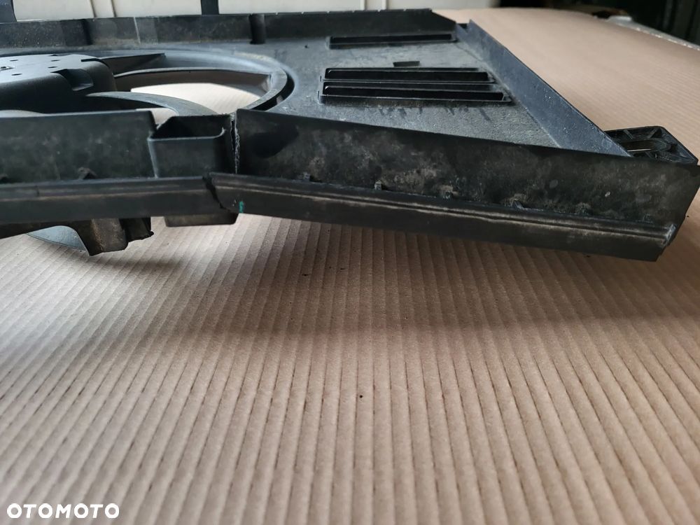 Wentylator chłodni Peugeot 308 T9 - 13