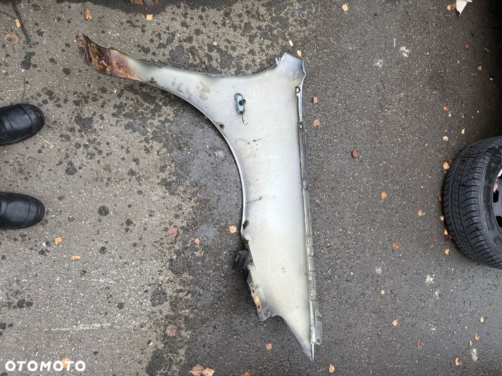 Błotnik przedni lewy SEAT LEON I / TOLEDO II 1999-2006 srebrny metalik. - 4