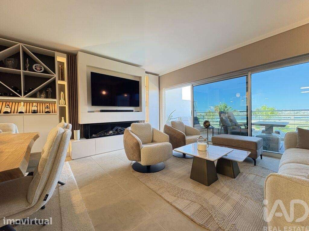 Apartamento T1 em Portimão de 61,22 m2 - Grande imagem: 2/36