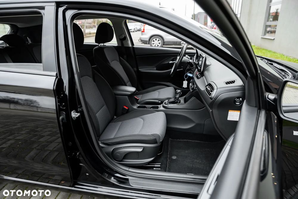 Hyundai i30 1.5 T-GDI 48V Premium DCT - 23