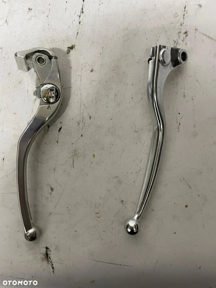 Klamki sprzęgła i hamulca BMW