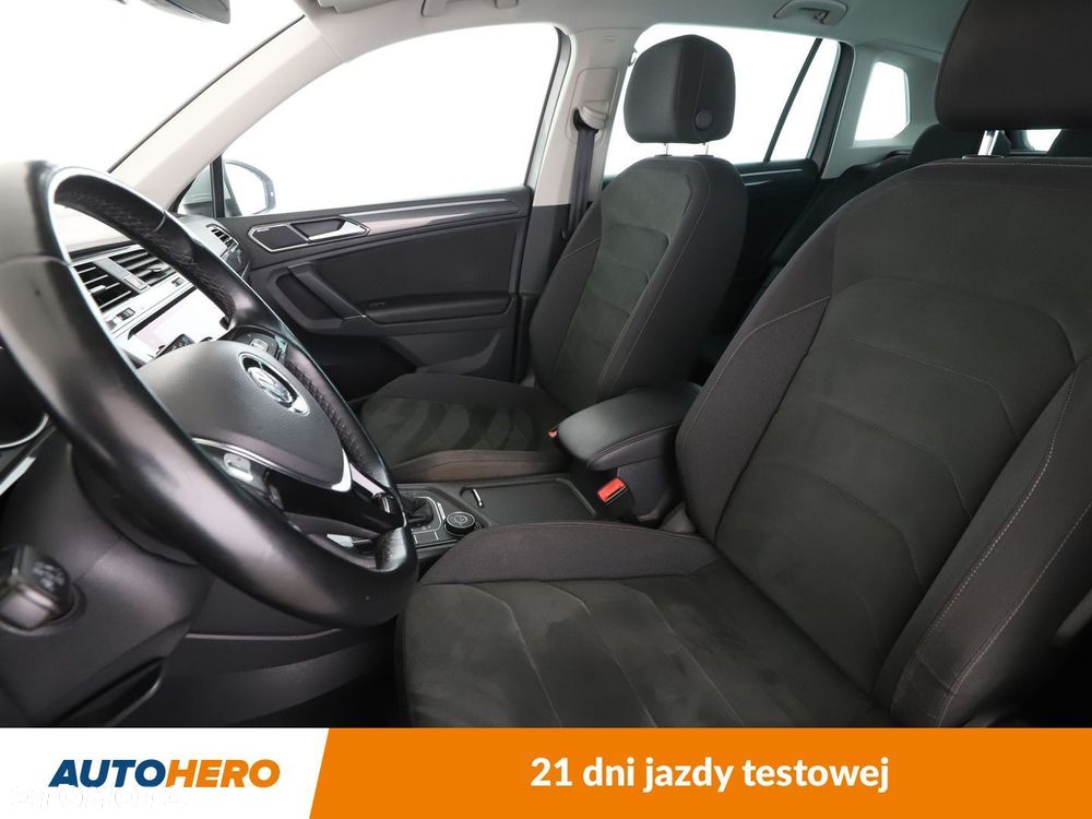 Volkswagen Tiguan - 10