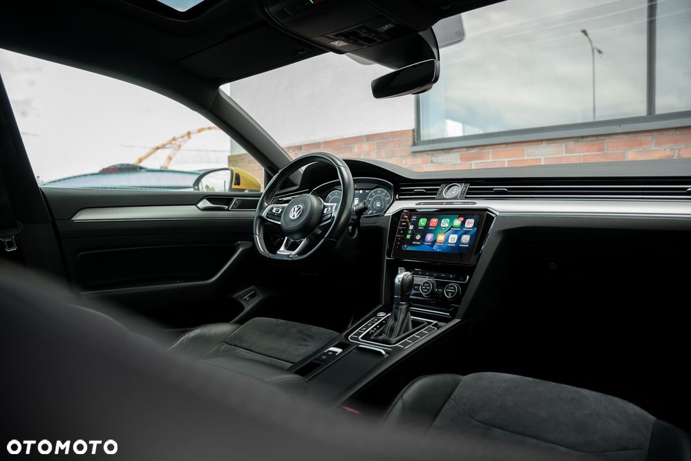 Volkswagen Arteon 2.0 TDI SCR 4Motion DSG R-Line - 29