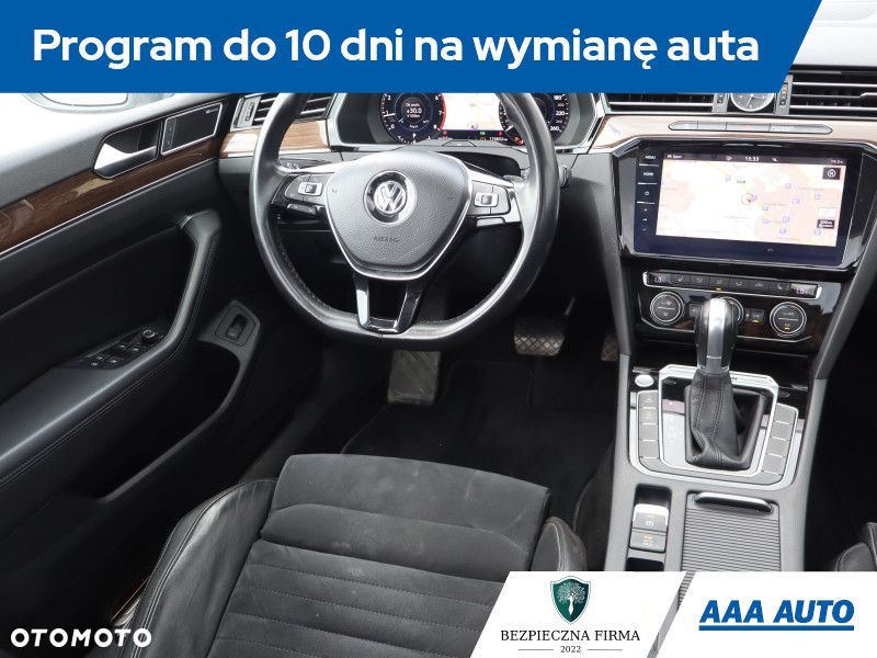 Volkswagen Passat Variant - 9