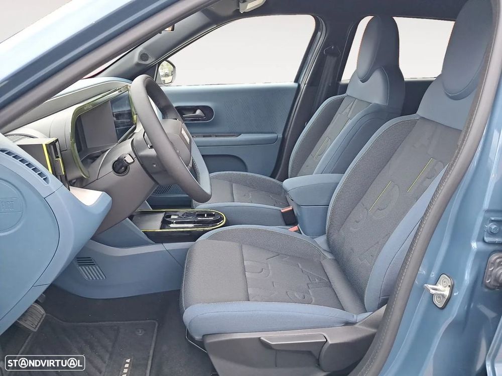 Fiat Grande Panda 1.2 Hybrid Icon eDCT - 10