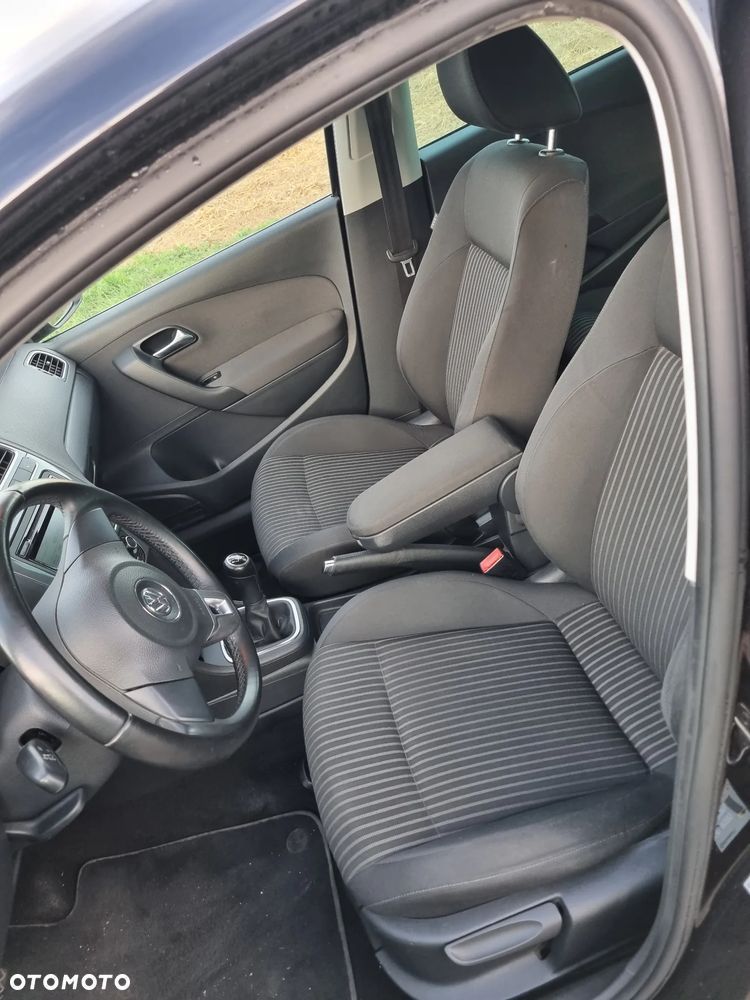 Volkswagen Polo 1.4 FSI Highline - 5