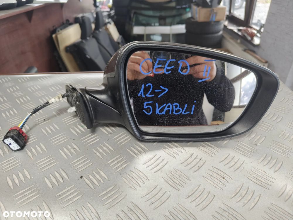 Kia Ceed II 2012-2018 praweLUSTERKO 5PIN EU