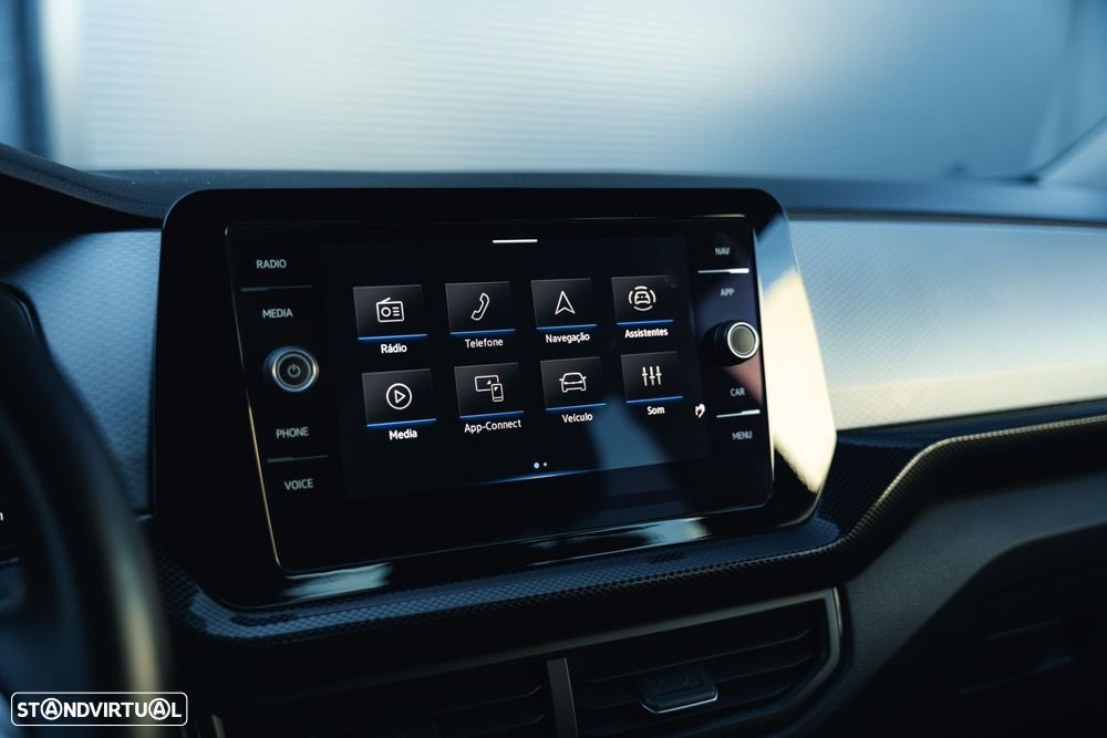 VW T-Cross 1.0 TSI Urban DSG - 52