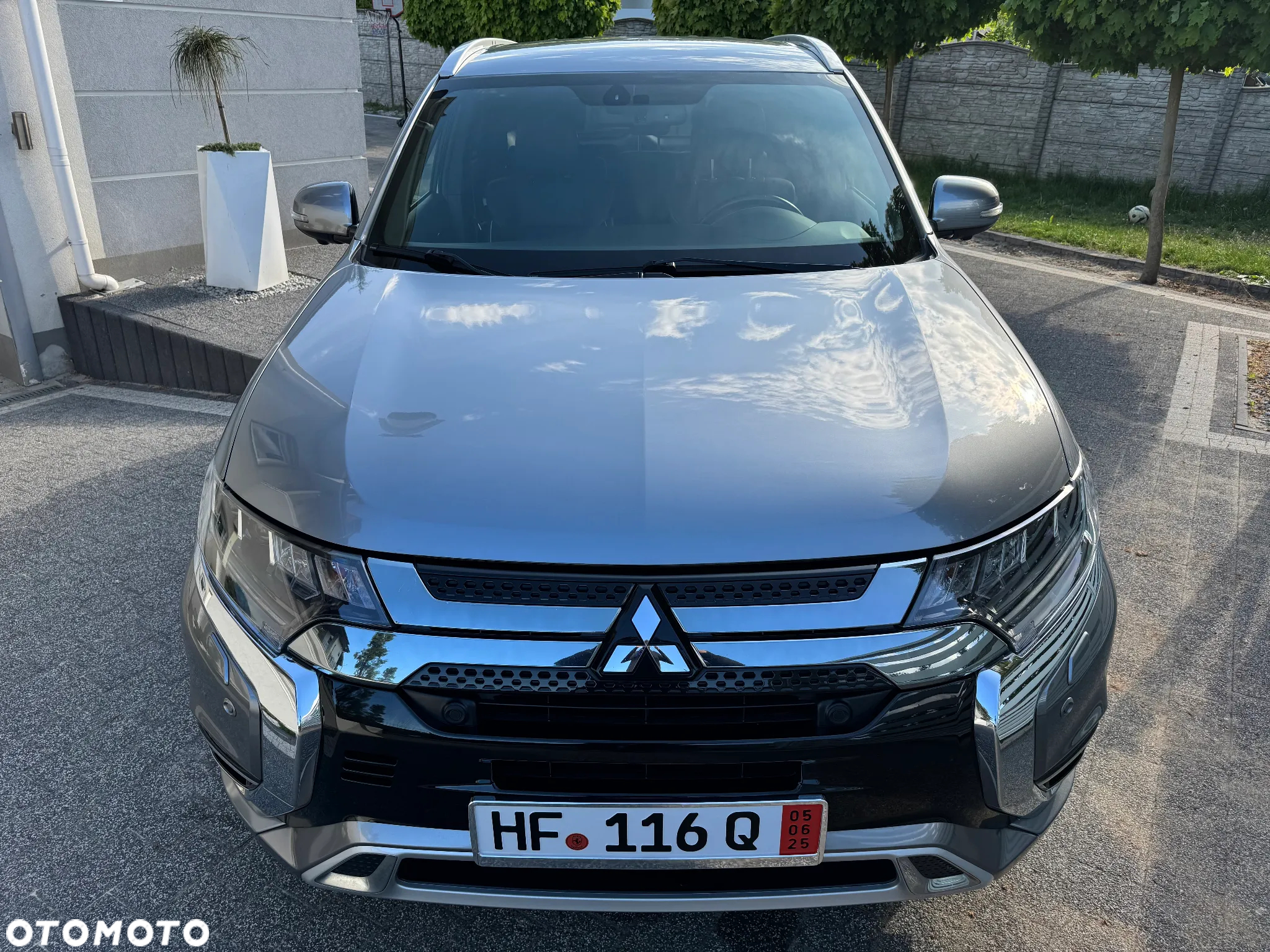 Mitsubishi Outlander - 14