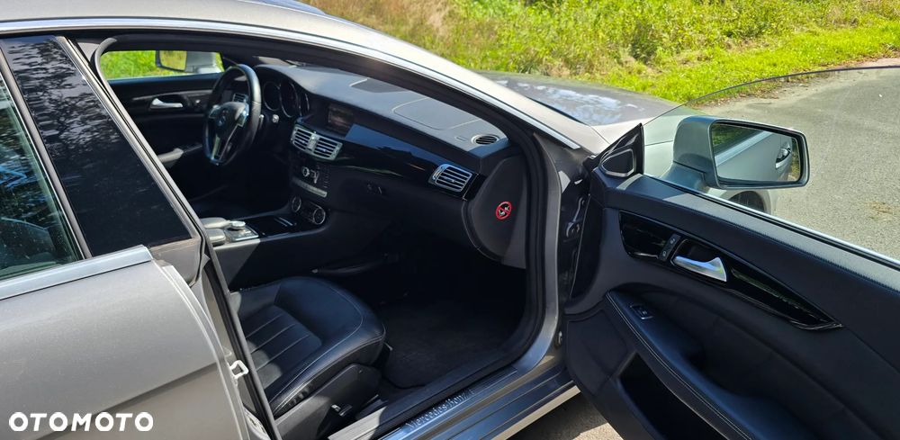 Mercedes-Benz CLS 500 4-Matic BlueEff - 21