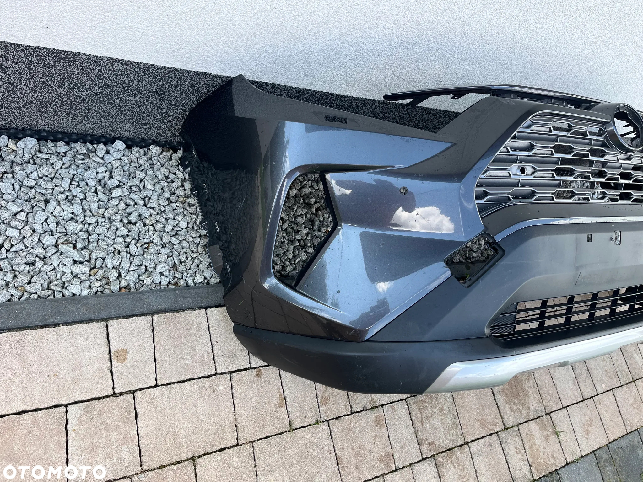 Toyota Rav 2018- zderzak przedni - 3