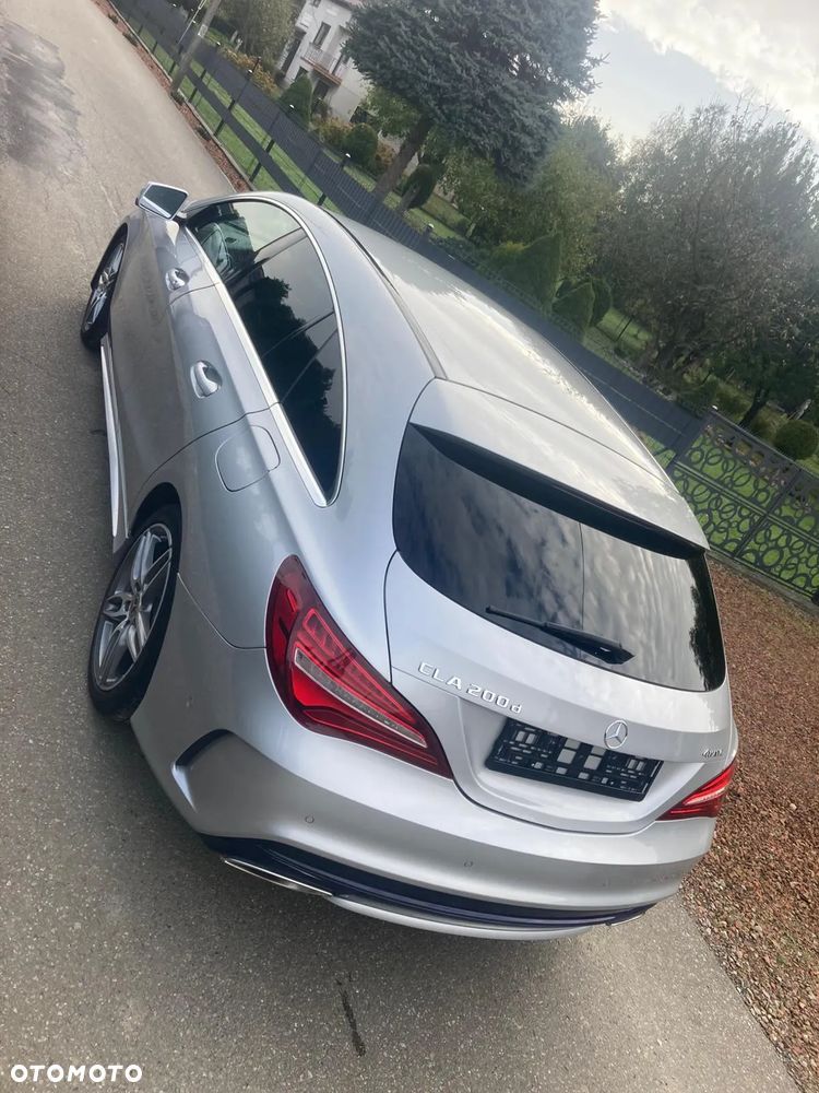 Mercedes-Benz CLA Shooting Brake 200 (CDI) d 4Matic 7G-DCT AMG Line - 10