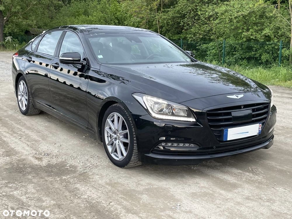 Hyundai Genesis - 3