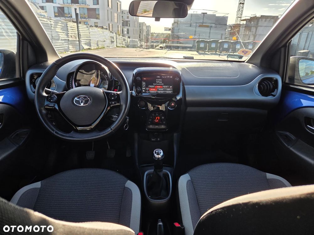 Toyota Aygo 1.0 VVT-i Color Edition - 11