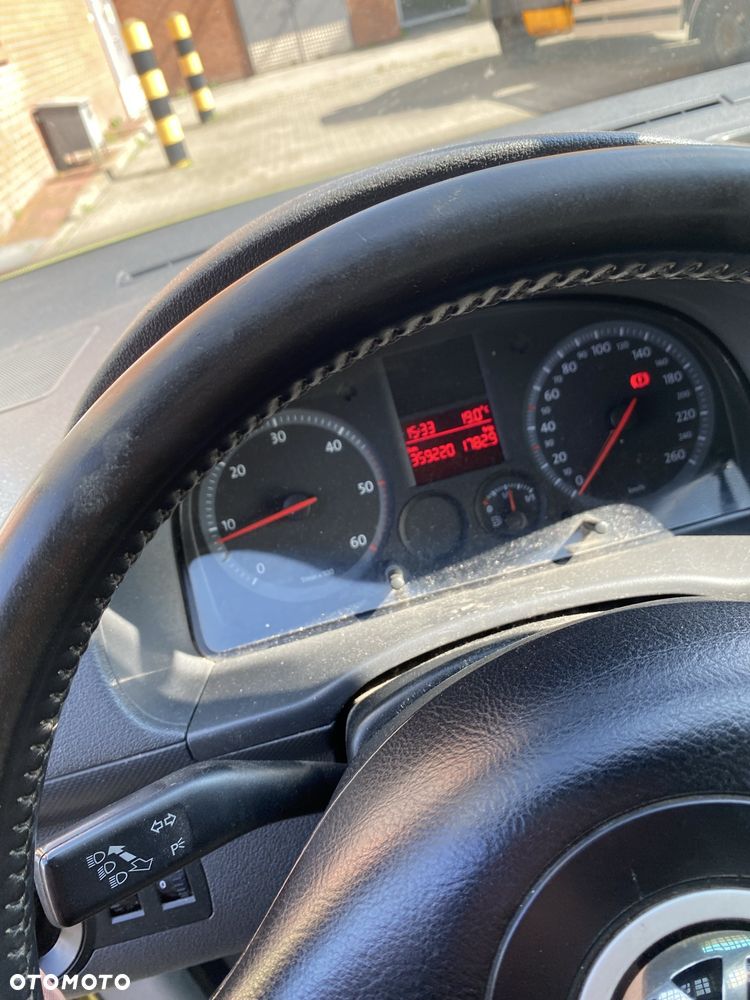 Volkswagen Caddy - 7