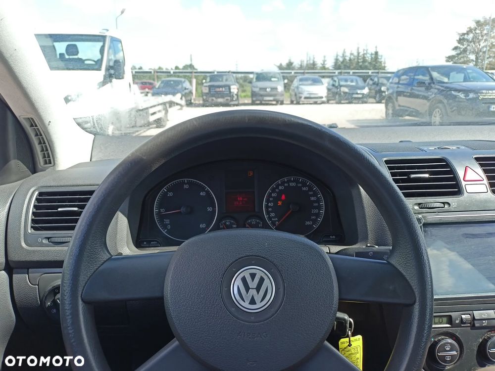 Volkswagen Golf - 9