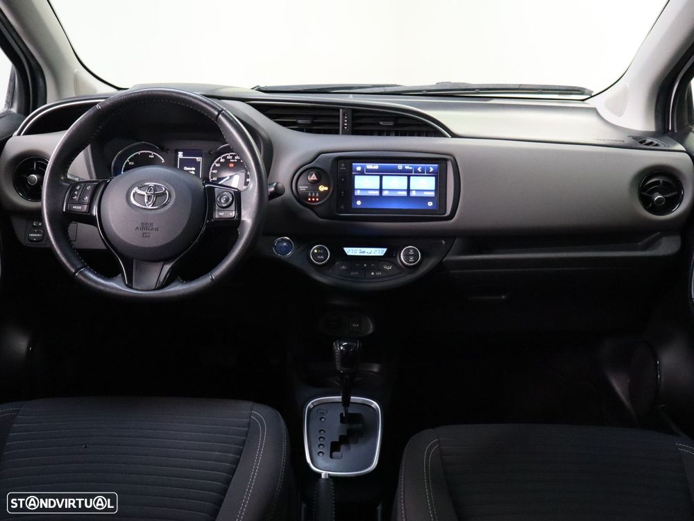 Toyota Yaris 1.5 HSD Comfort - 8