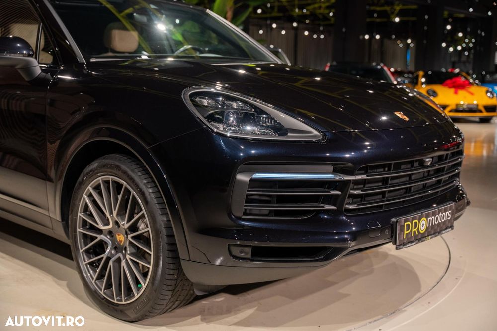Porsche Cayenne - 19