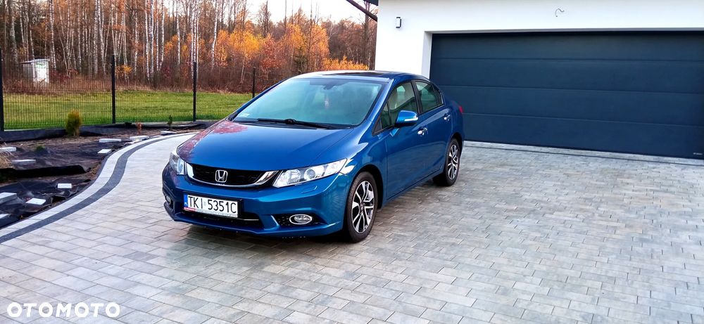 Honda Civic 1.8 Executive EU6 - 1