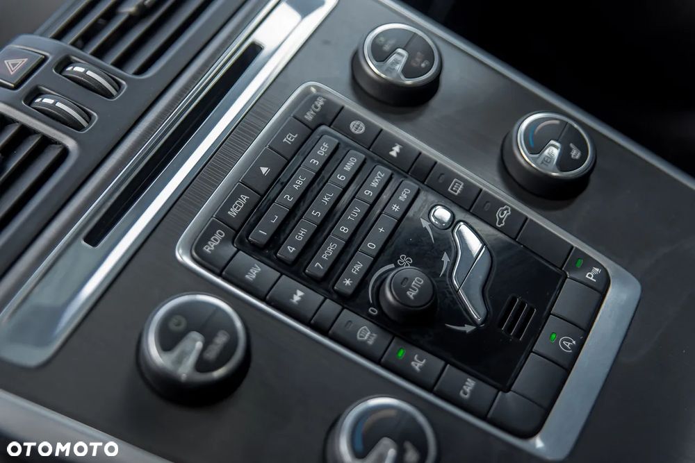 Volvo XC 60 - 12
